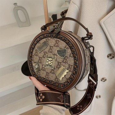 【AE37】Badge Decor Round Shoulder Bag, Women's Rhombus Pattern Crossbody Purse, Fashion Zipper Handbag by XYZ Brand