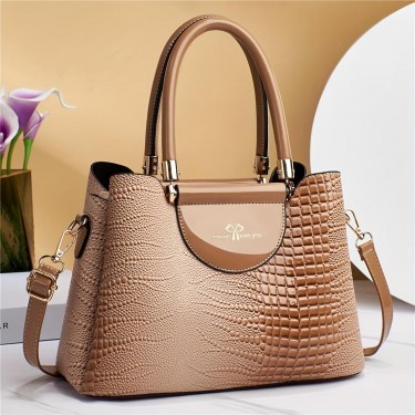 【AE55】Prada Crocodile Embossed Bright PU Leather Crossbody Bag